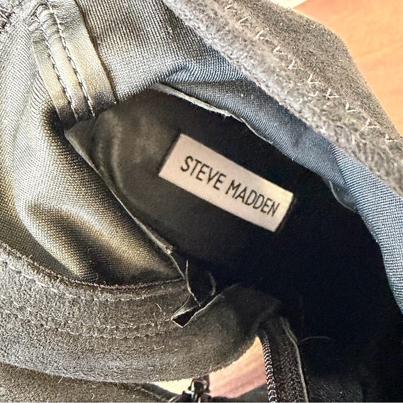 Steve Madden Black Touchdown Booties, SZ 8 LIKE NEW! MSRP $110 - Picture 8 of 10